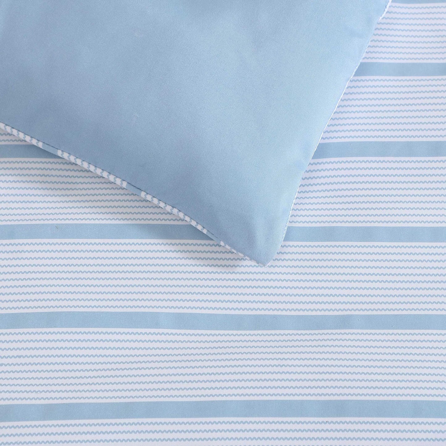 Nautica Chambray Waves Blue Full/Queen Comforter Set