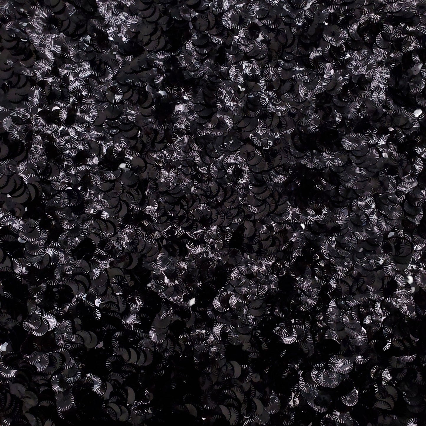 CHANEL BLACK PAILLETTE SEQUIN SKIRT - SIZE 40