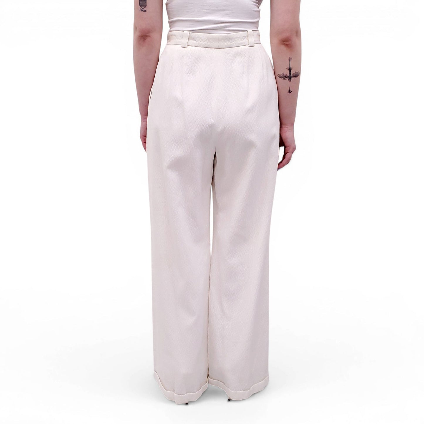 CHANEL CREAM TEXTURED TROUSERS WITH LOGO BUTTON - SIZE 40