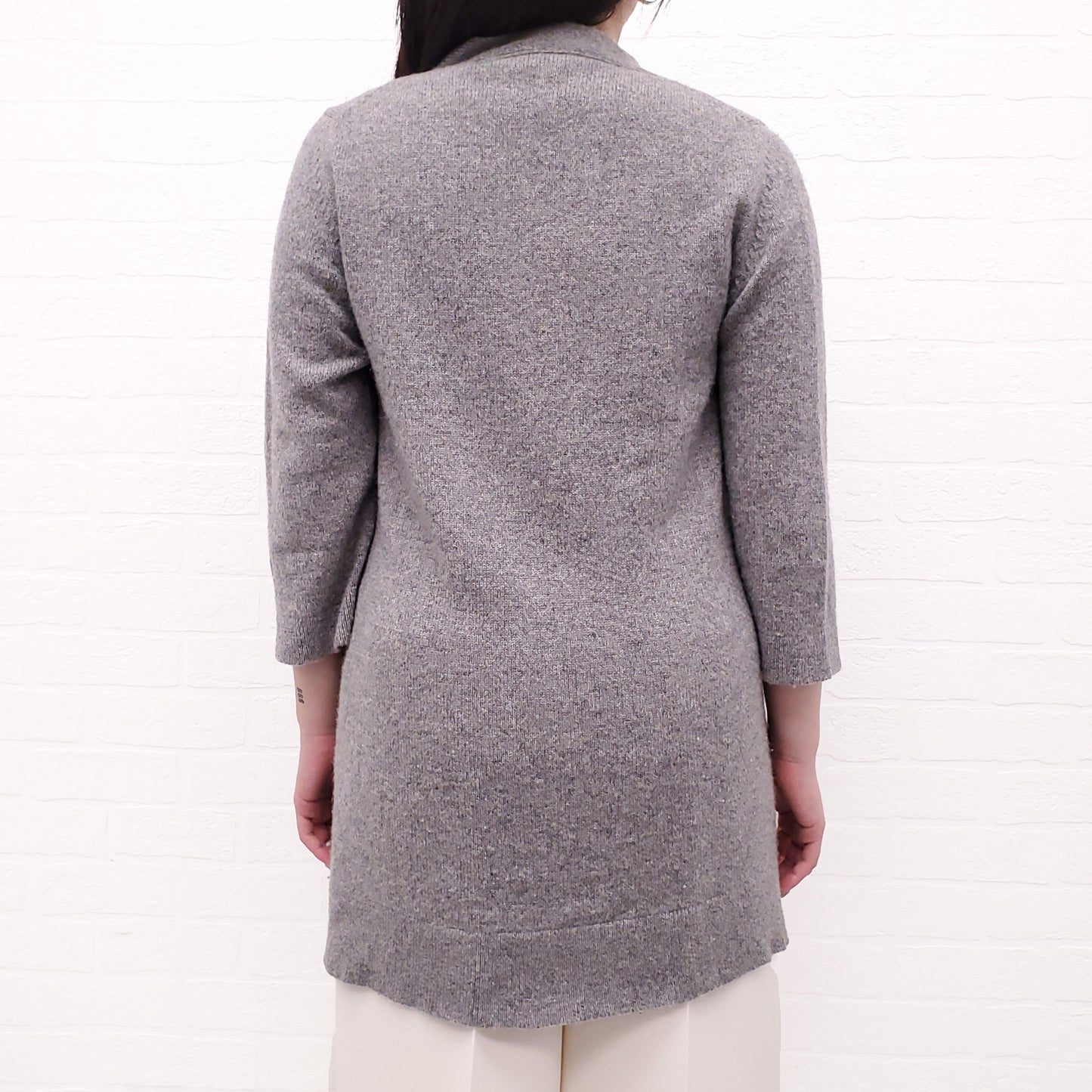 FENDI GREY CARDIGAN WITH FUR DETAIL - SIZE 42