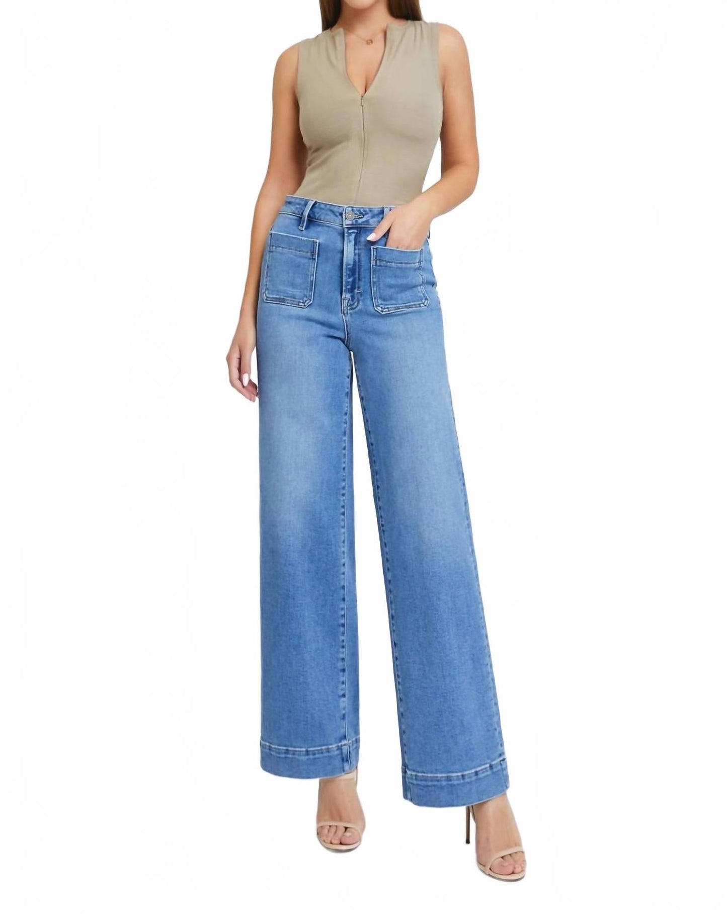 Nori Front Pocket Wide Leg Jeans In Medium Blue