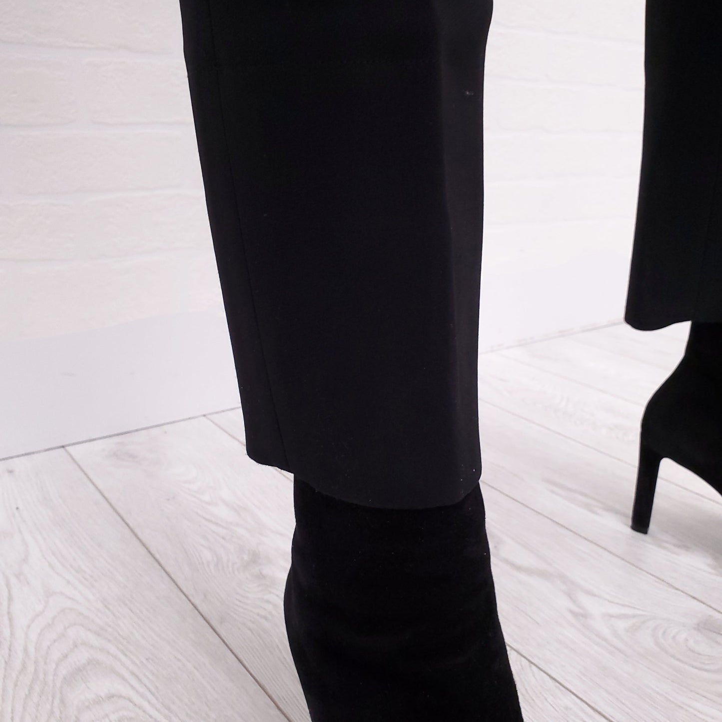 ROLAND MOURET BLACK JUMPSUIT WITH VELVET - SIZE 6