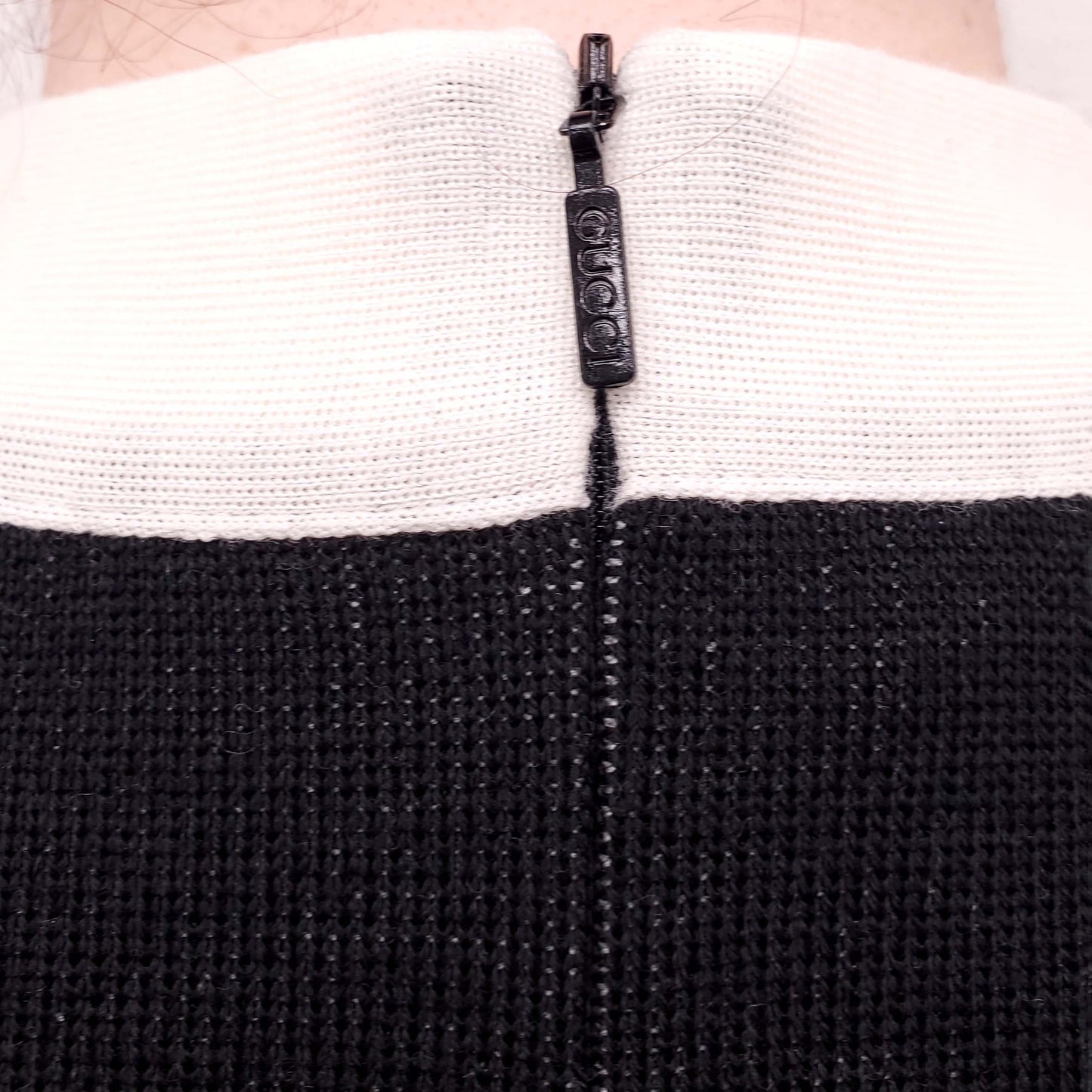 GUCCI BLACK AND CREAM KNIT DRESS WITH LOGO - SIZE XS