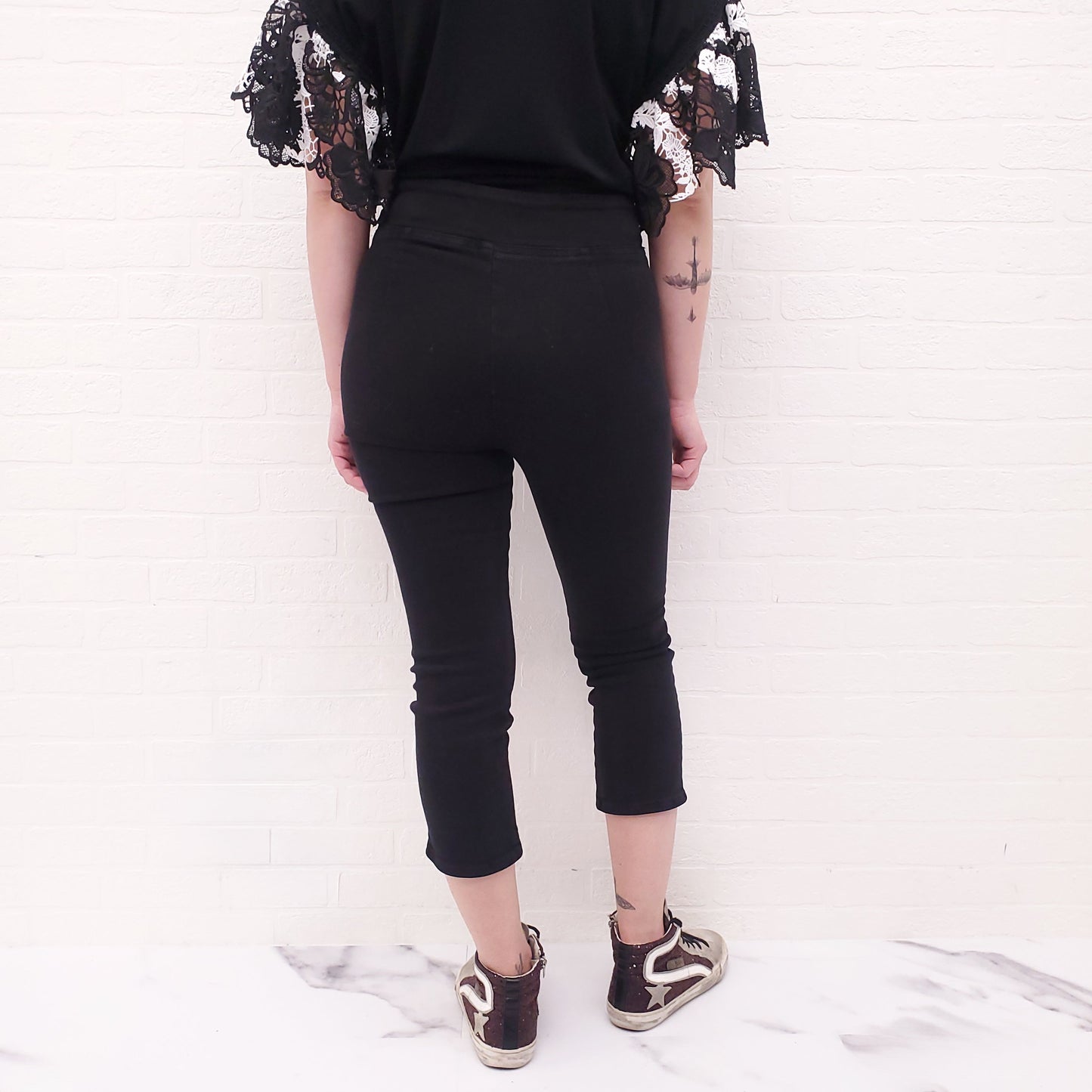 FRAME BLACK BERMUDA LEGGINGS - SIZE 1 (S)