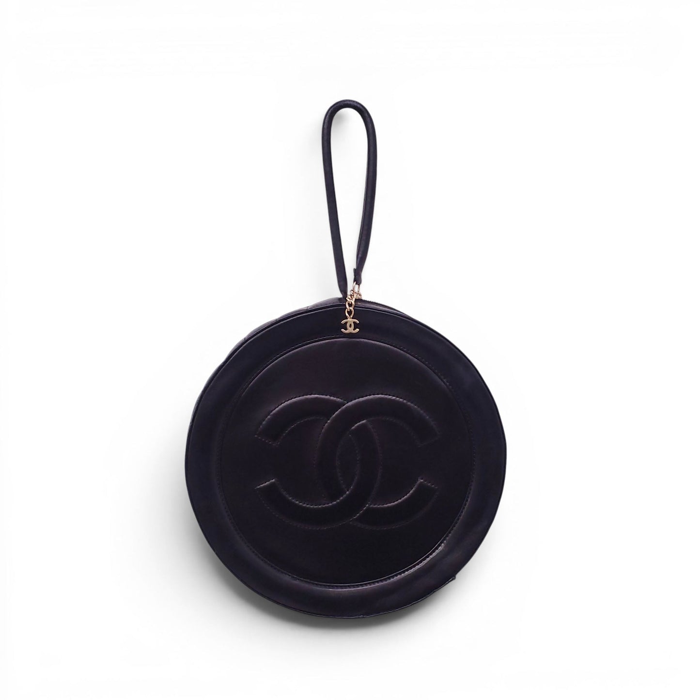 CHANEL VINTAGE BLACK ROUND CC WRISTLET