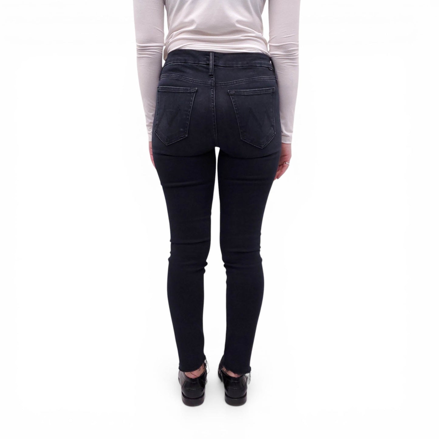 MOTHER FADED BLACK 'LOOKER ANKLE FRAY' JEANS - SIZE 26