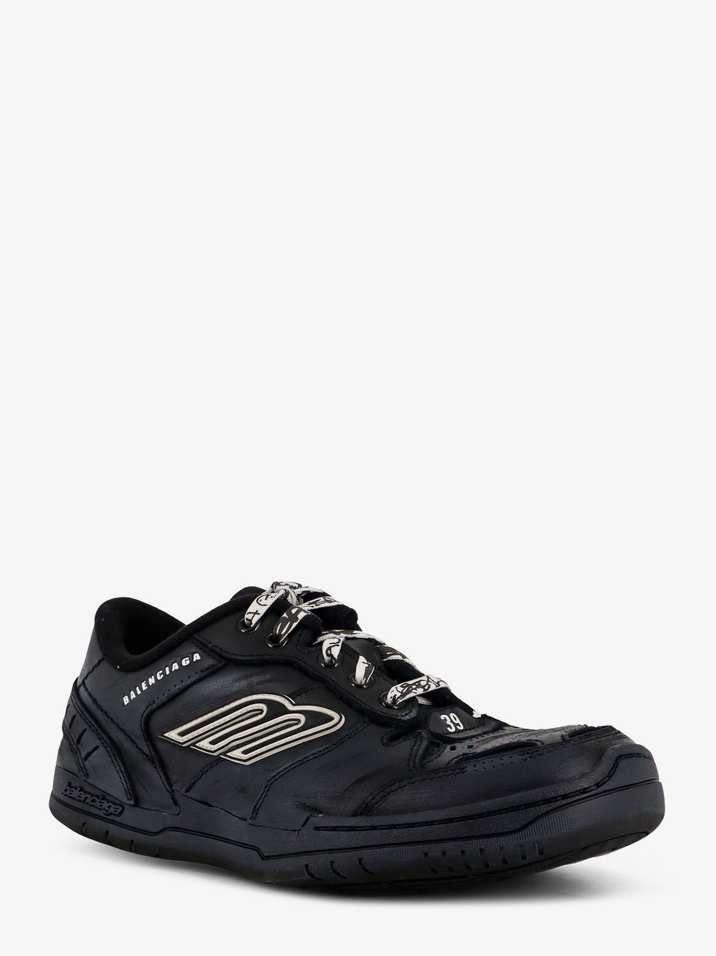Balenciaga Men Hamptons Worn-Out Low-Top Leather Sneakers