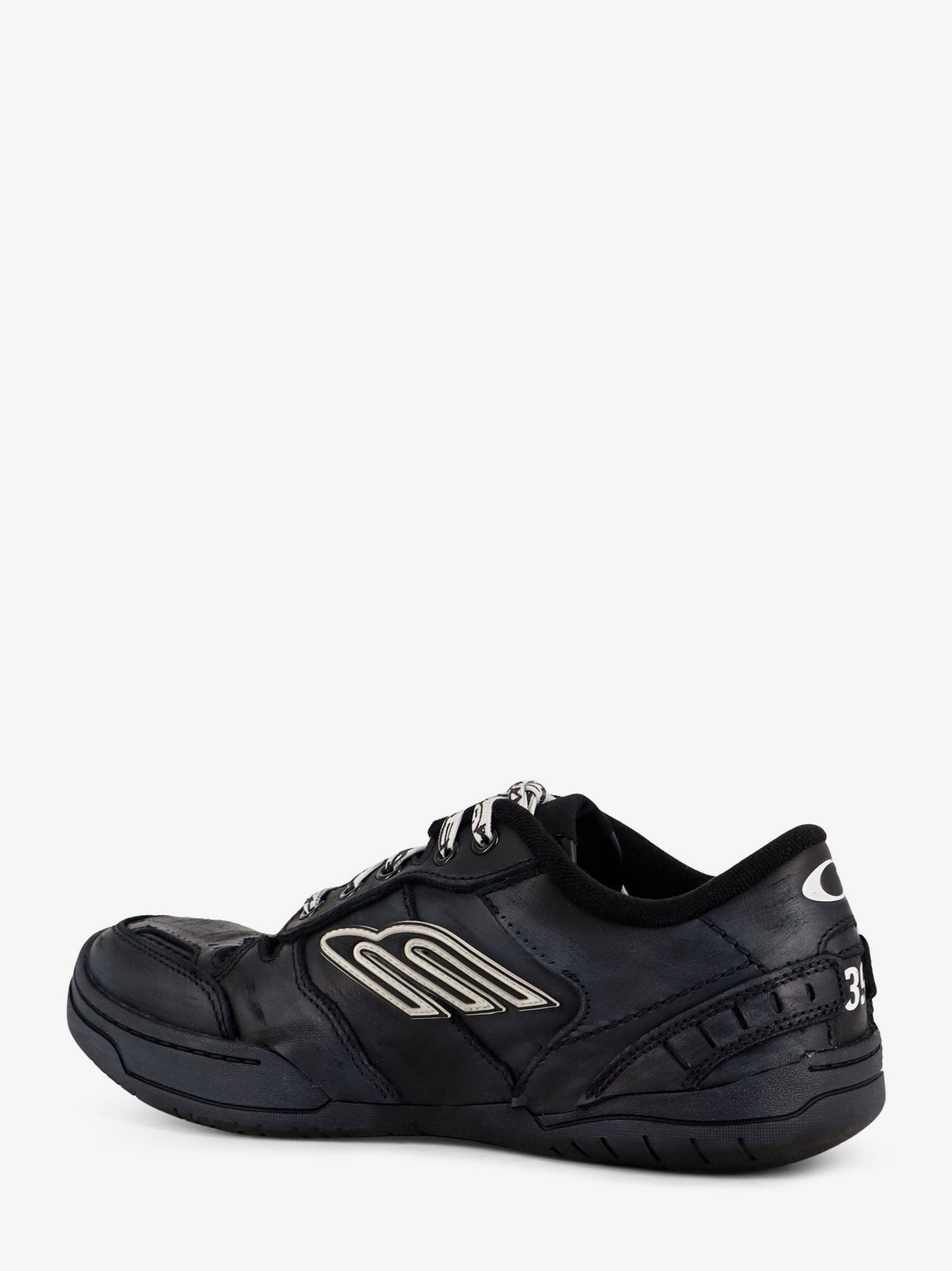 Balenciaga Men Hamptons Worn-Out Low-Top Leather Sneakers