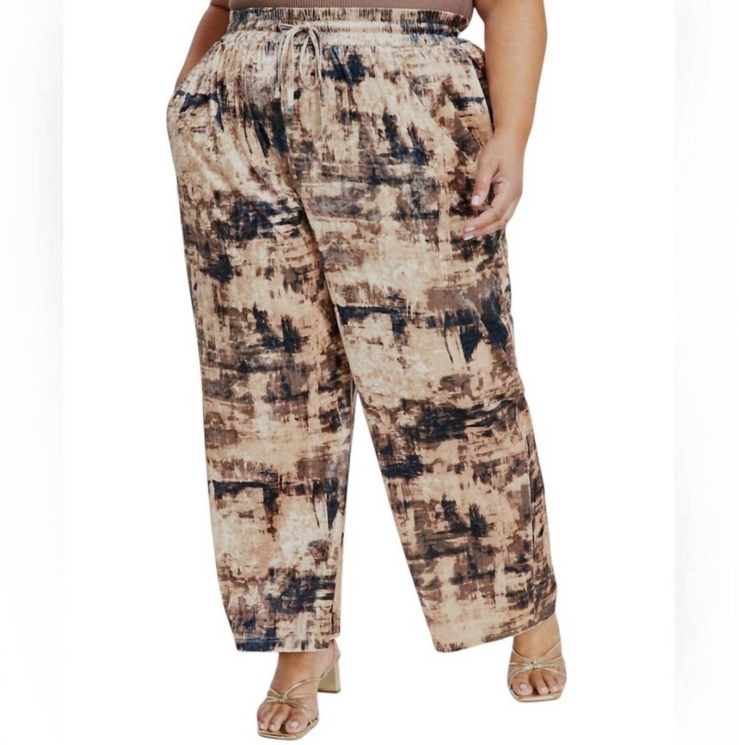Women's Abstract Print Velvet Drawstring Pants In Beige