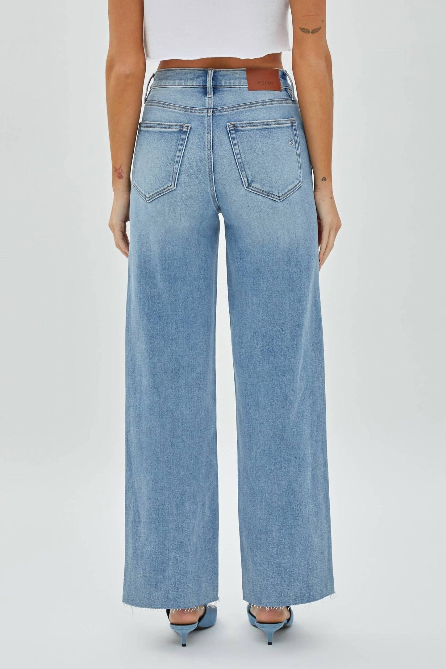Clean Stretch Dad Jean In Denim