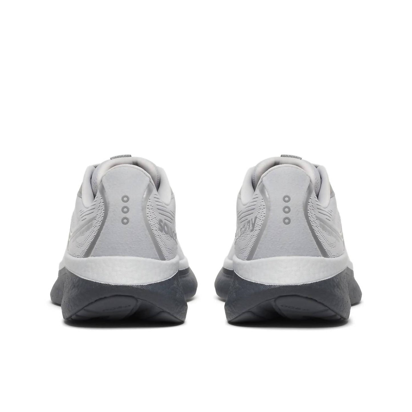 Men's Guide 18 Wide Running Shoes In Cloud Shadow
