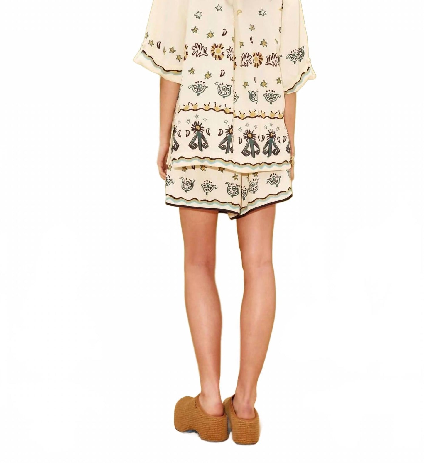 Sun Dancer Short In Beige