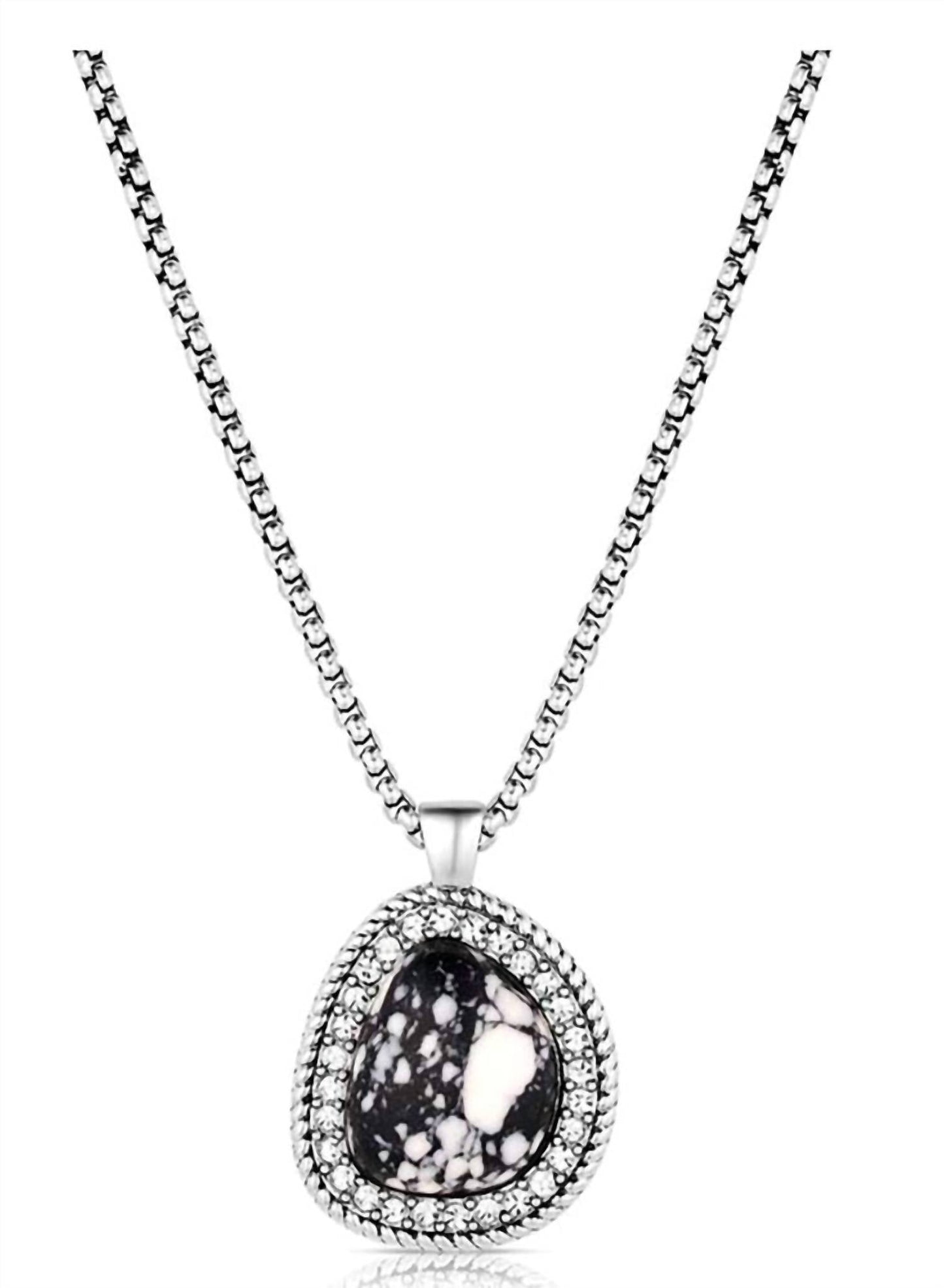 Women's Dark Necklace In Silver/storm