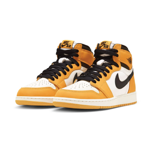 Air Jordan 1 High OG 'Yellow Ochre' Big Kids' Shoes