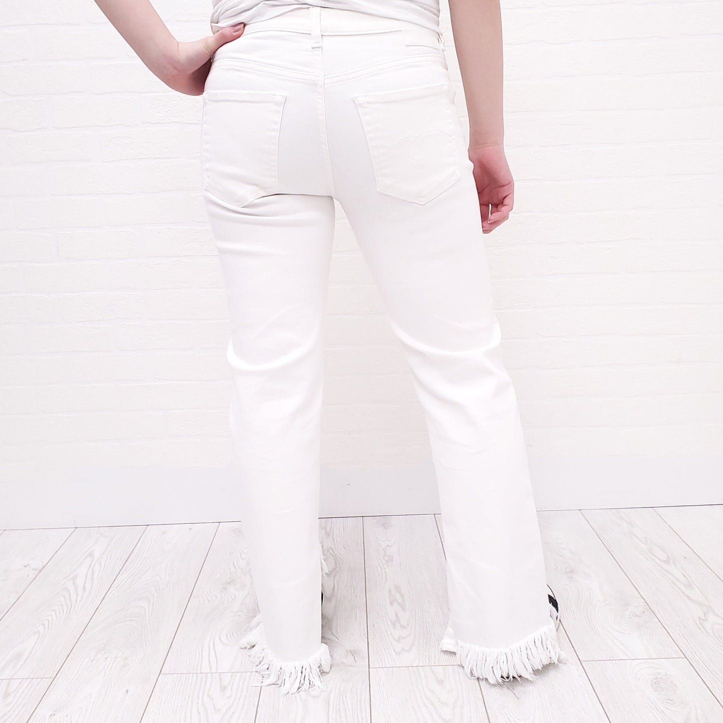 R13 WHITE DISTRESSED BOY STRAIGHT WITH SPIRAL JEANS - SIZE 27