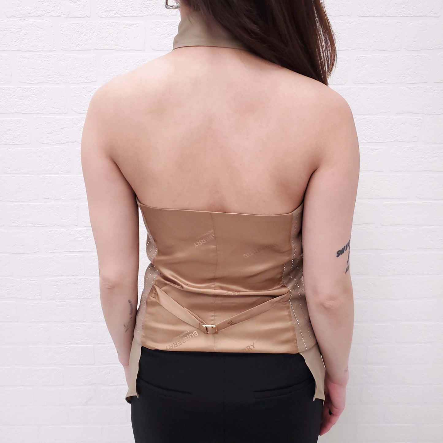 BURBERRY COTTON AND SILK SLEEVELESS BLOUSE WITH CRYSTAL VEST - SIZE 2