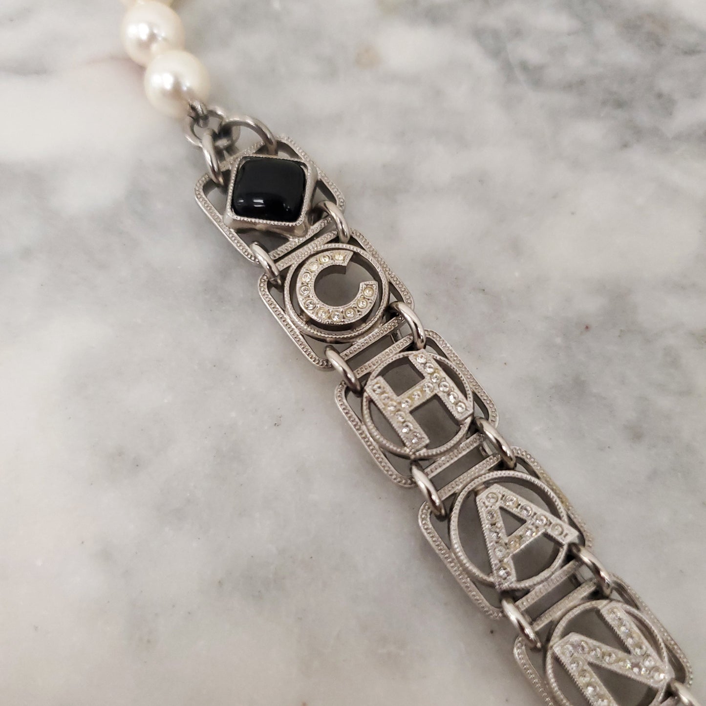 CHANEL PEARL AND SQUARE CRYSTAL 'CHANEL' NECKLACE