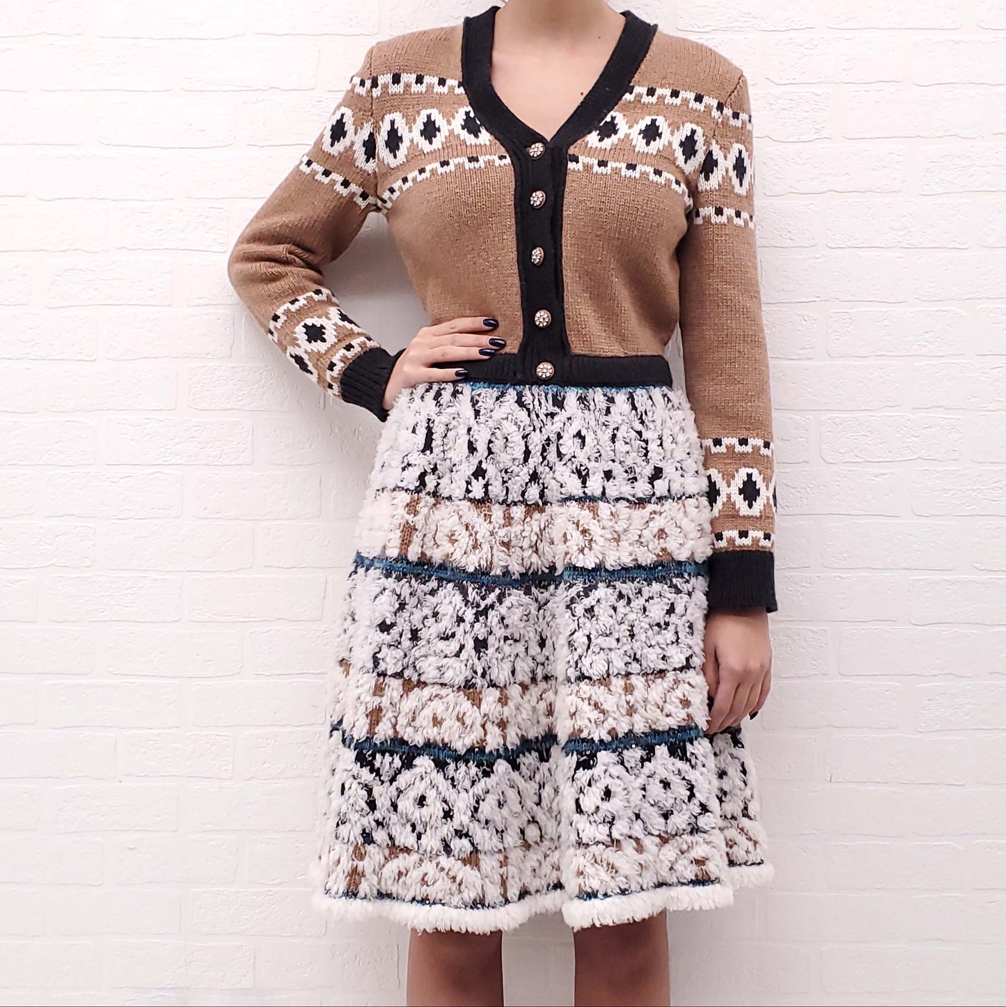 CHANEL RUNWAY CASHMERE BLEND KNIT DRESS WITH SEQUIN DETAIL - SIZE 36