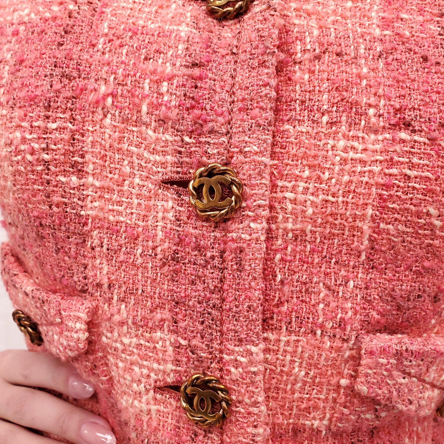 CHANEL VINTAGE 1960'S COLLECTABLE PINK TWEED SUIT WITH LOGO BUTTONS - SIZE 36