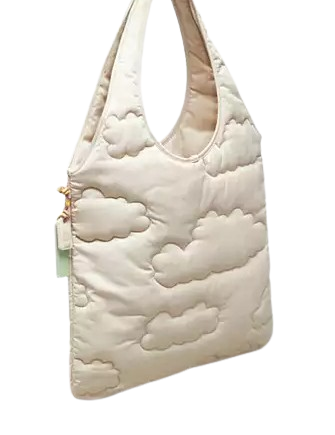 Coach Coachtopia Loop Flat Tote With Cloud Quilting