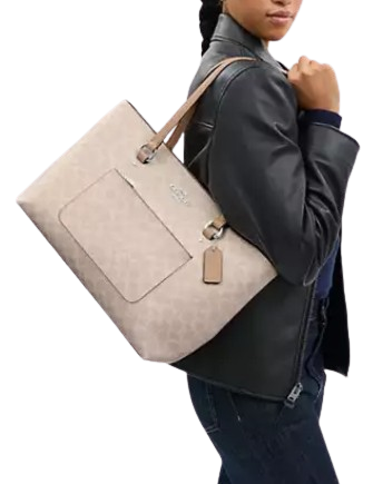 Coach Station Tote Bag In Signature Canvas