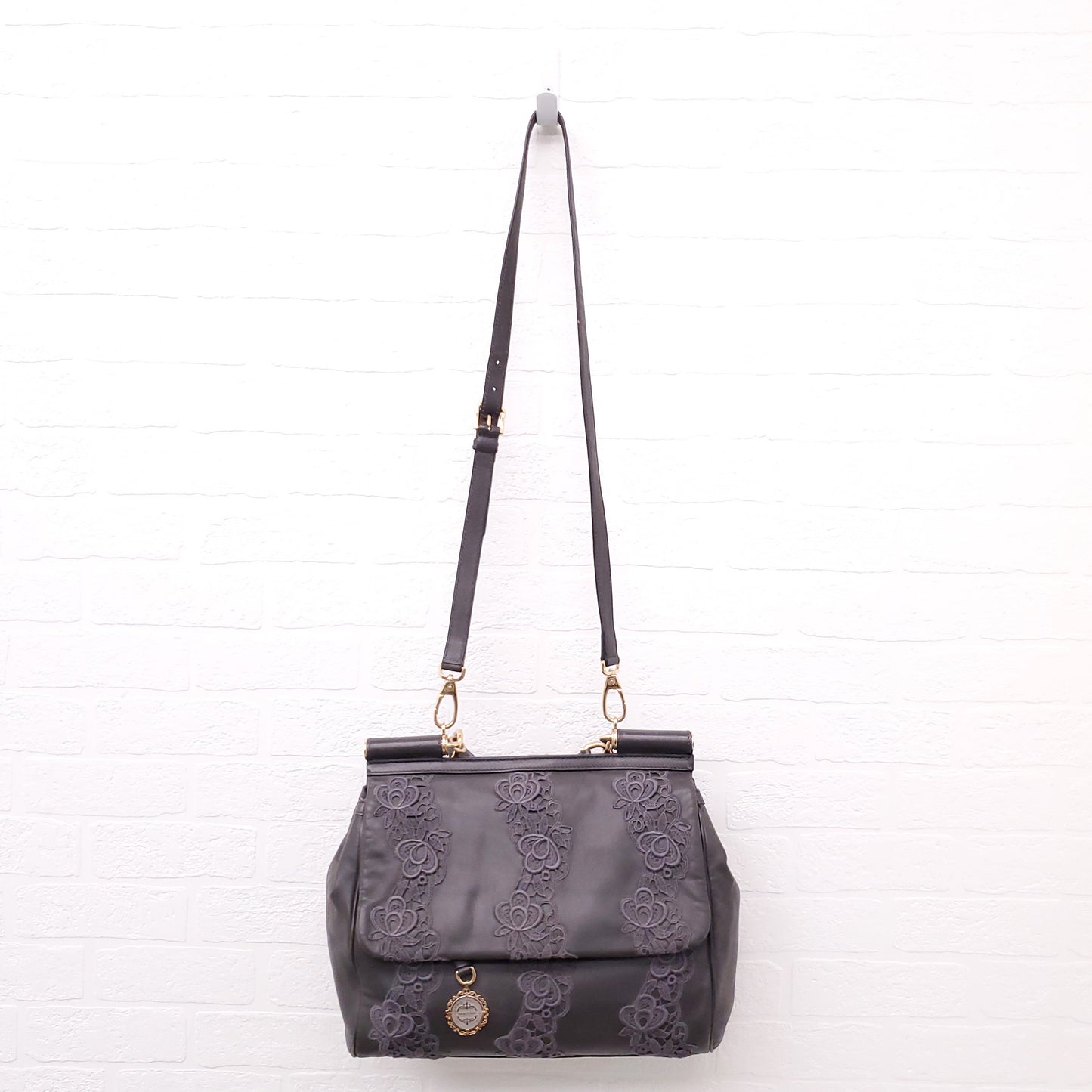 DOLCE & GABBANA GREY LACE LEATHER SICILY BAG