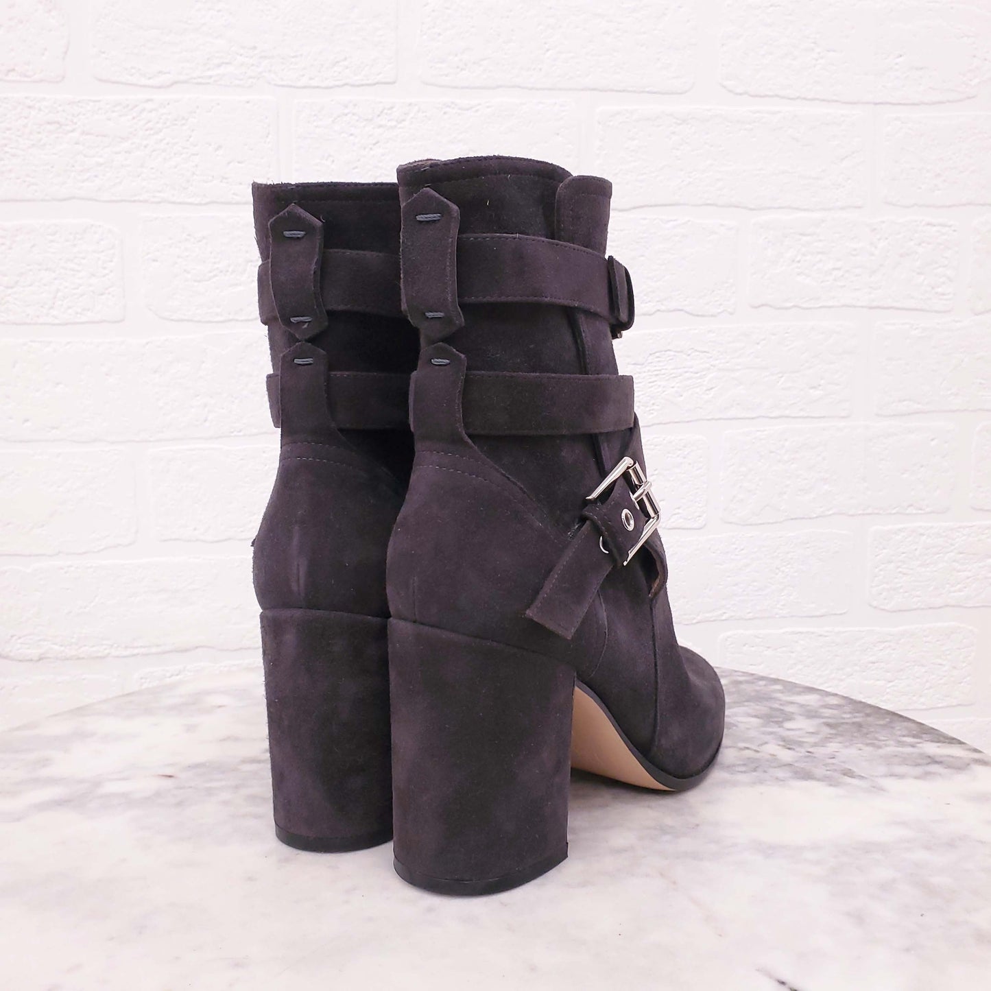 GIANVITO ROSSI GREY SUEDE BOOTIES - SIZE 36.5