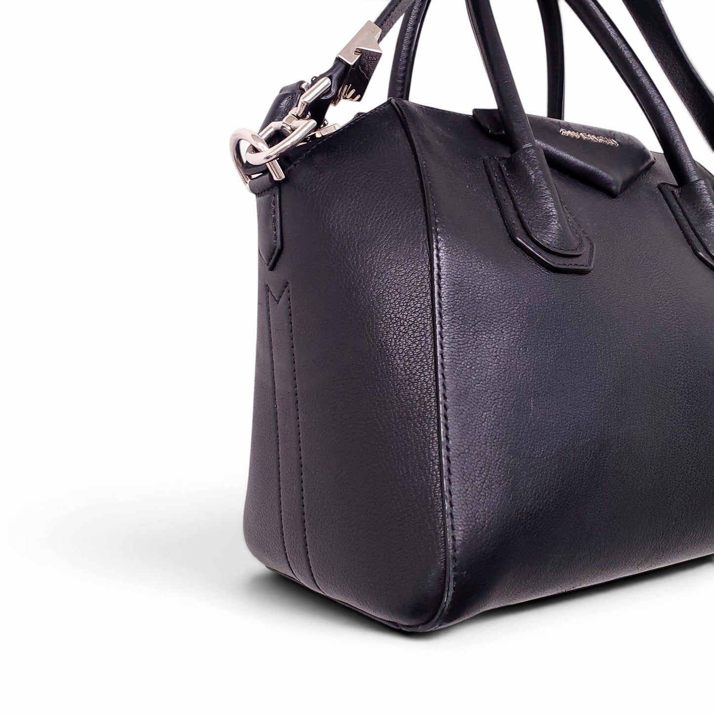 GIVENCHY BLACK ANTIGONA BAG