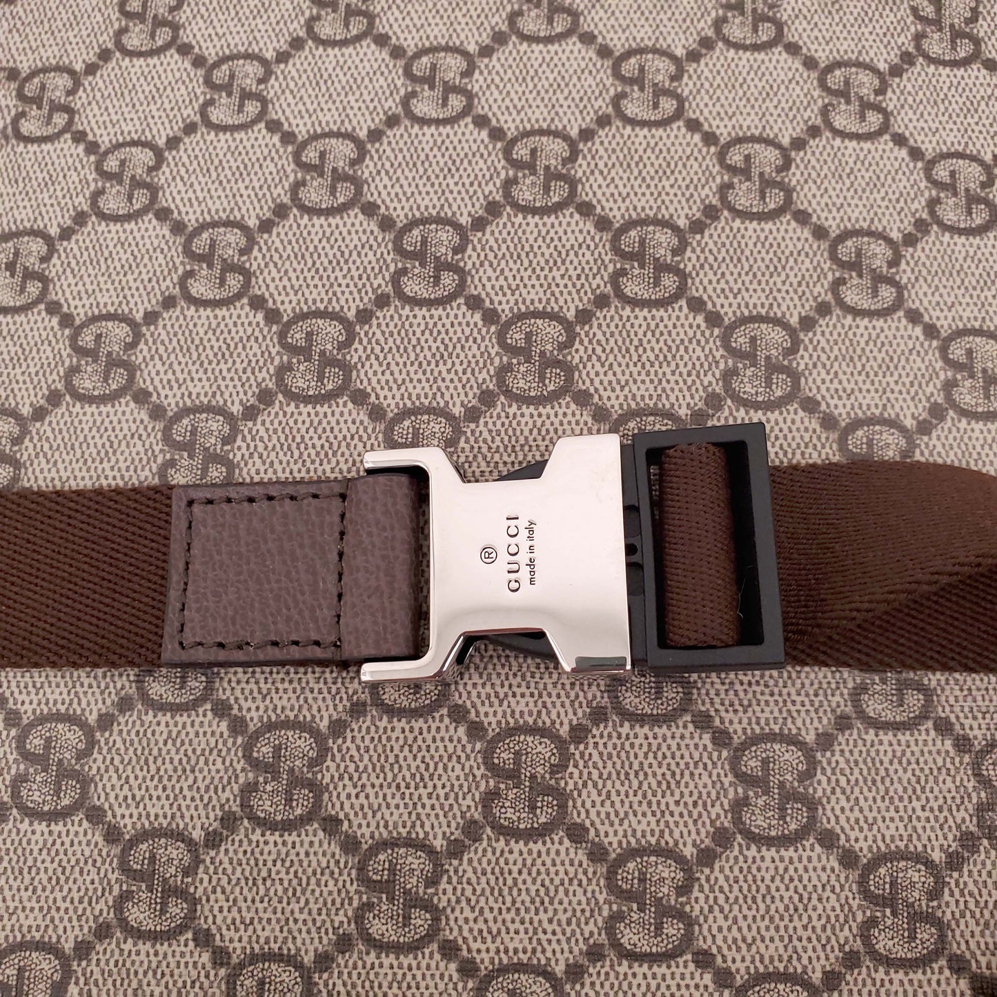 GUCCI SILVER LUGGAGE