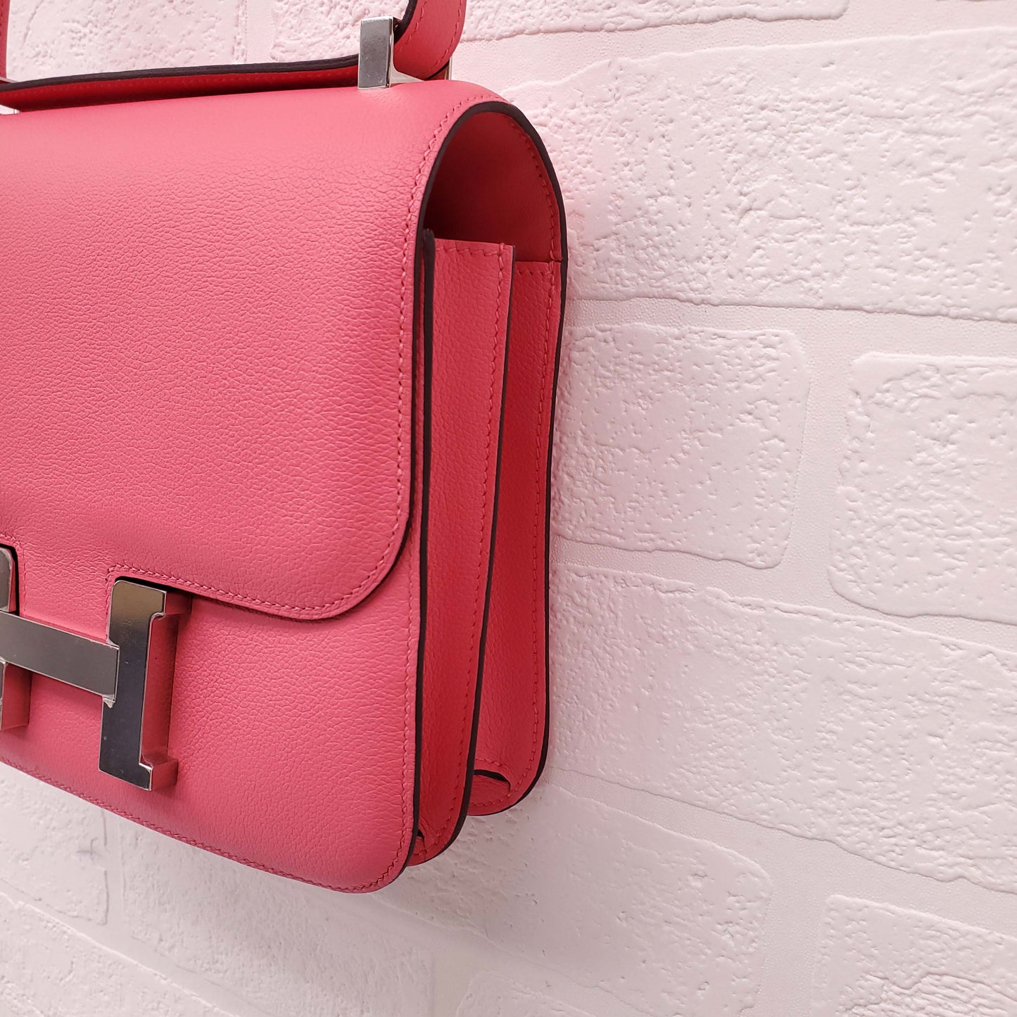 HERMÈS 'CONSTANCE 24' IN ROSE AZALEA EVERCOLOR