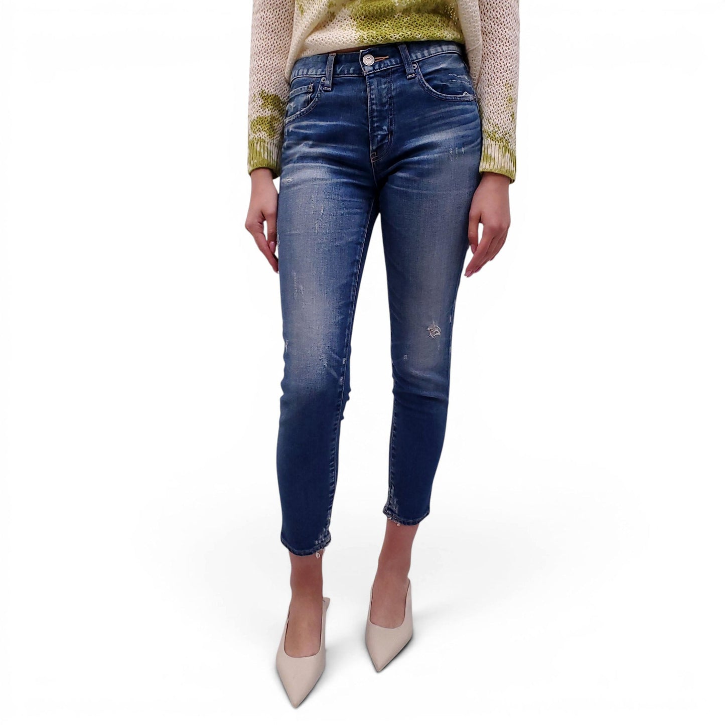 MOUSSY VINTAGE MEDIUM BLUE LIGHTLY DISTRESSED JEANS - SIZE 27
