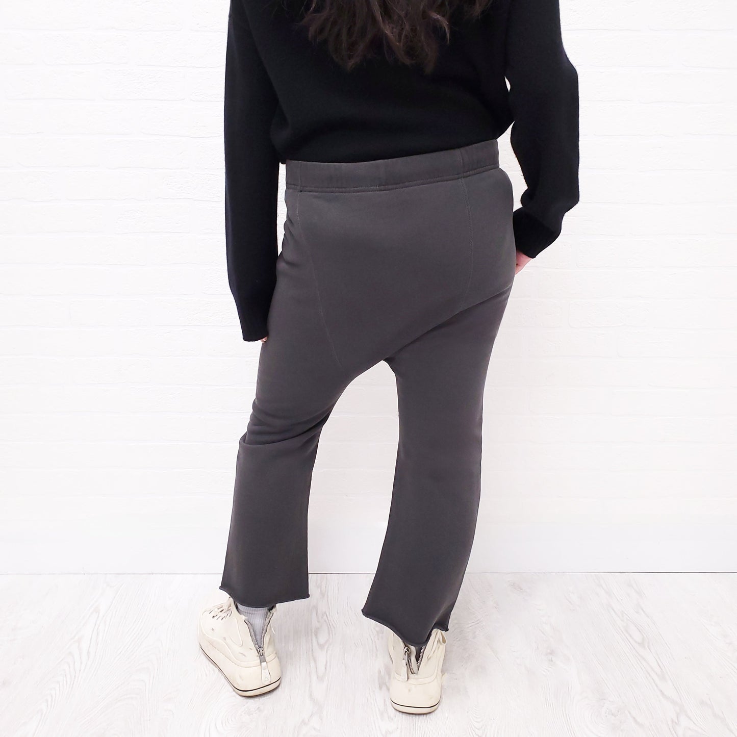 NILI LOTAN GREY HAREM SWEATPANTS - SIZE XS