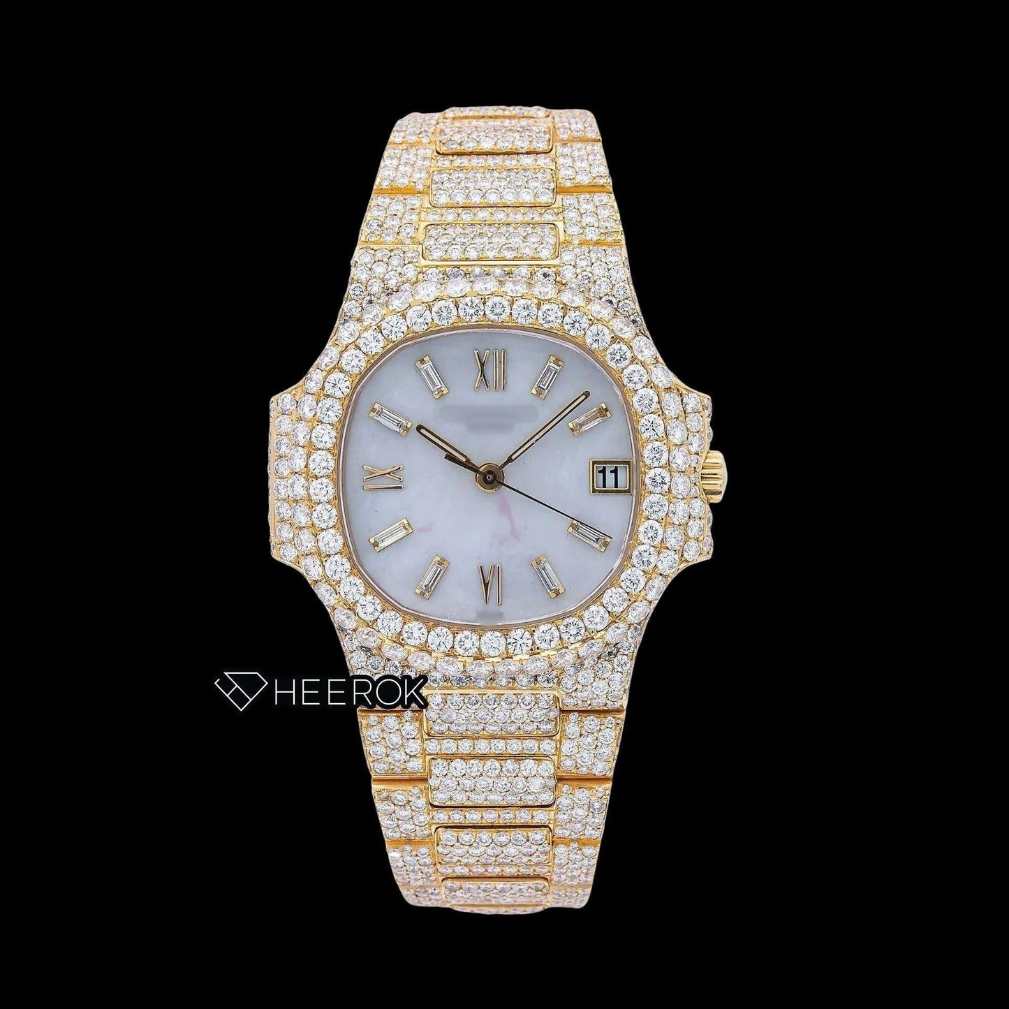 Patek Philippe Nautilus White Dial Baguette Diamond Markers Diamond Bezel Yellow Gold Moissanite Diamond Watch