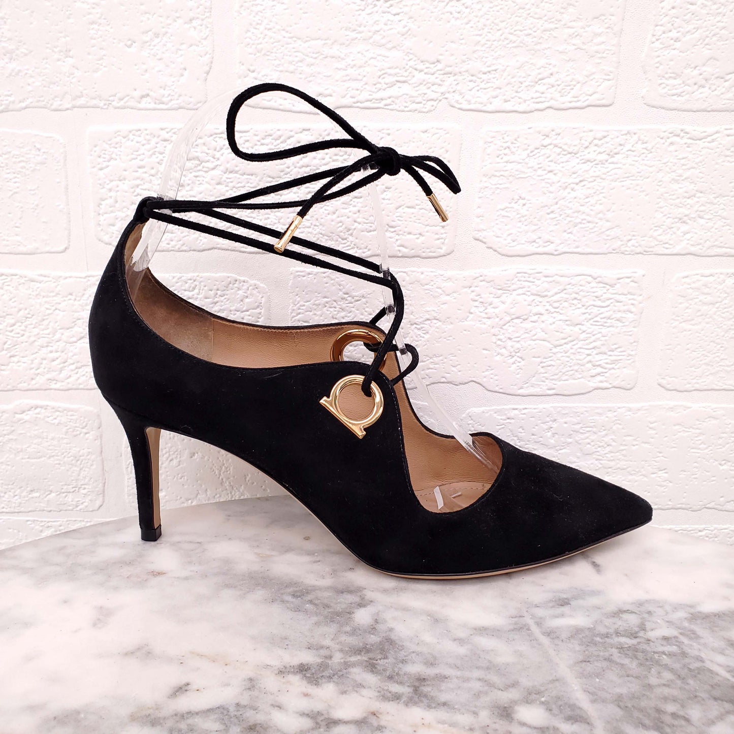 SALVATORE FERRAGAMO SUEDE HEELS WITH GOLD LOGO DETAIL - SIZE 6