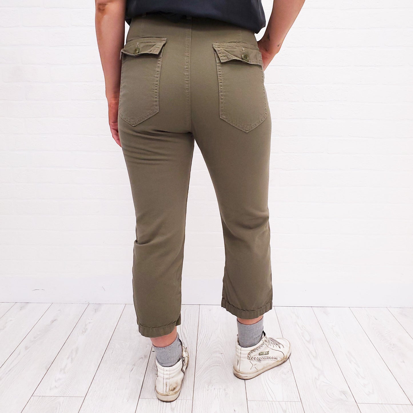 THE GREAT CARGO PANTS - SIZE 25/S