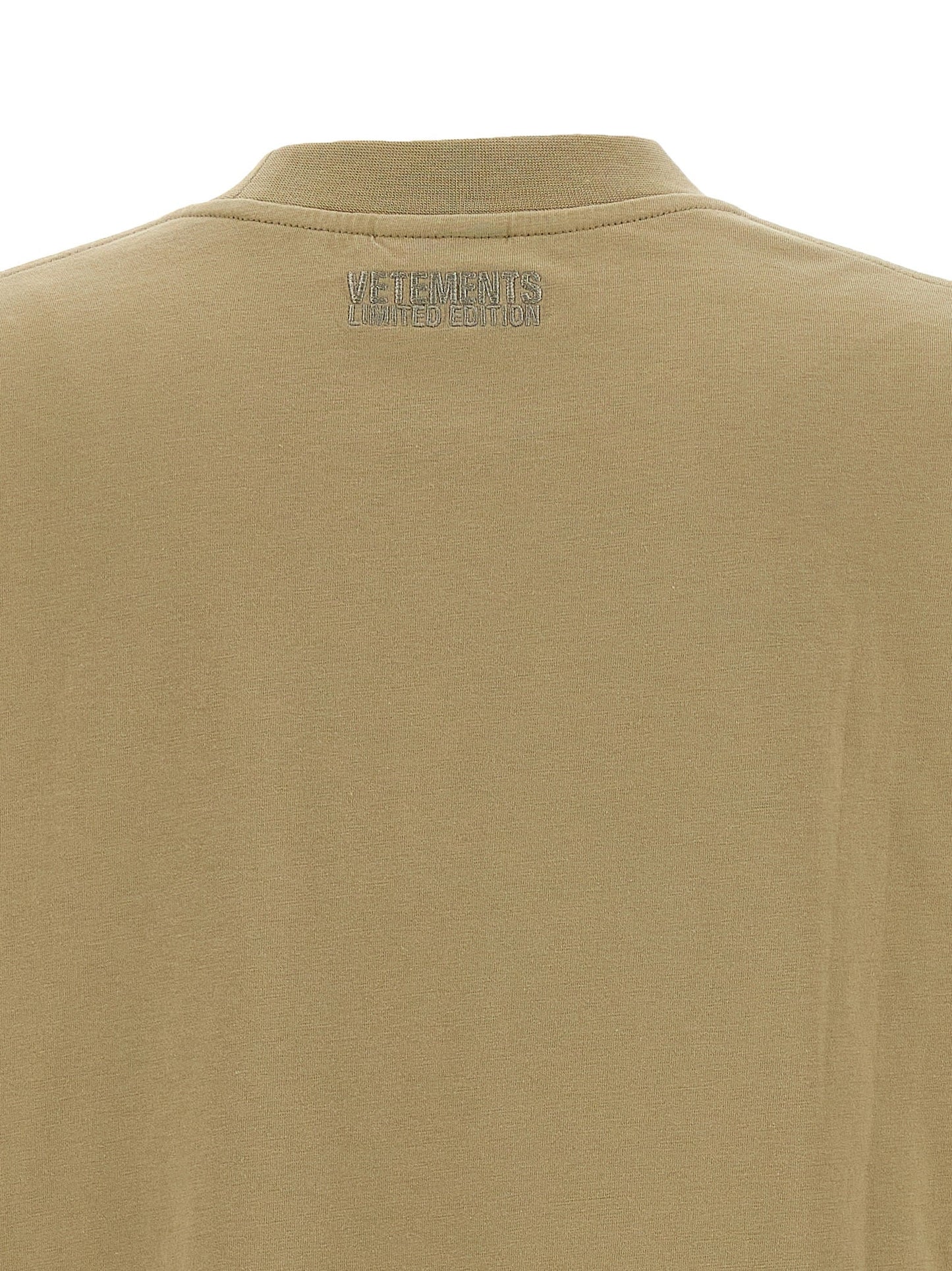 Vetements Women 'Oval Logo' T-Shirt