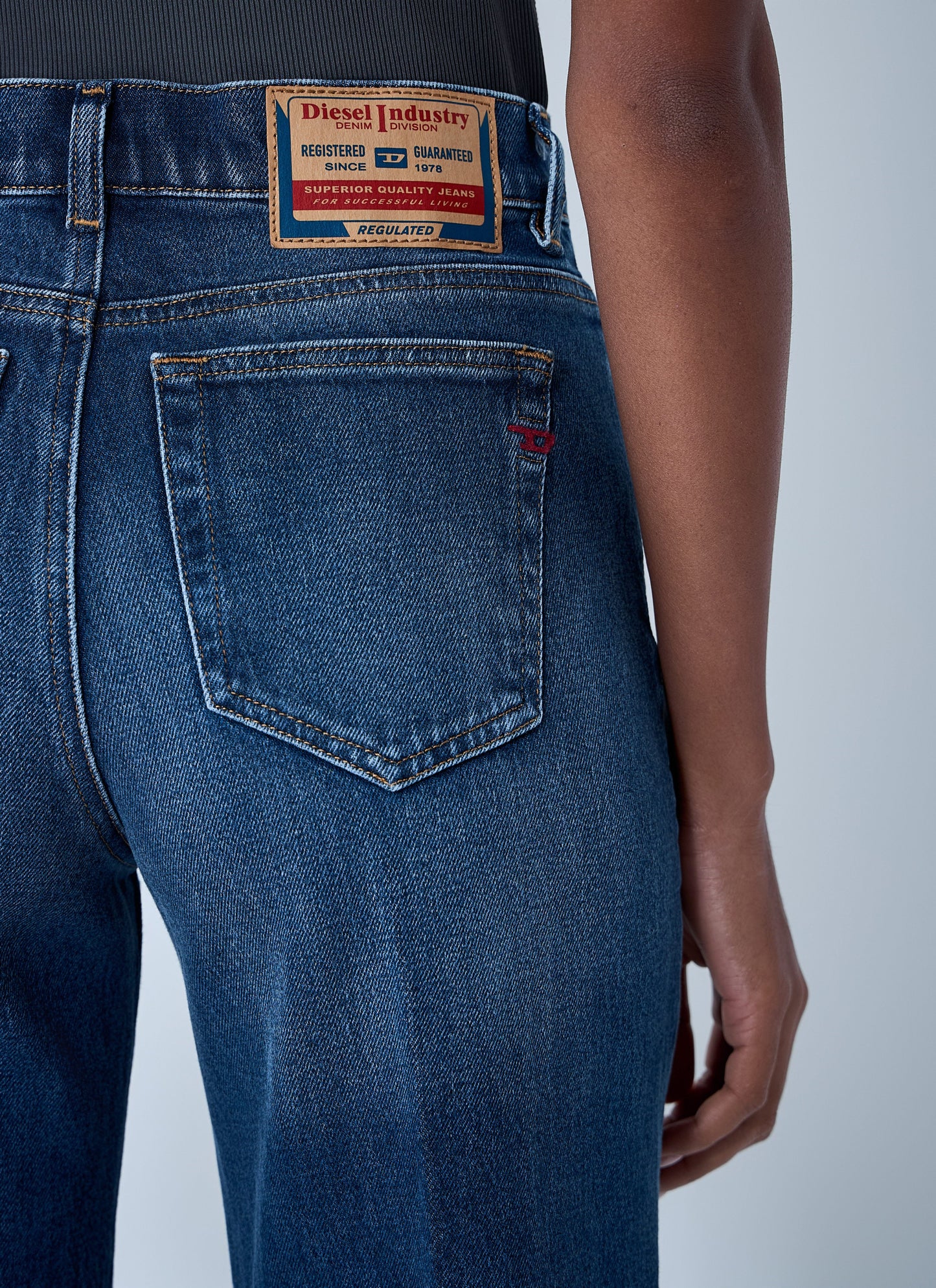 Diesel Women 1978 D-Akemi Jeans